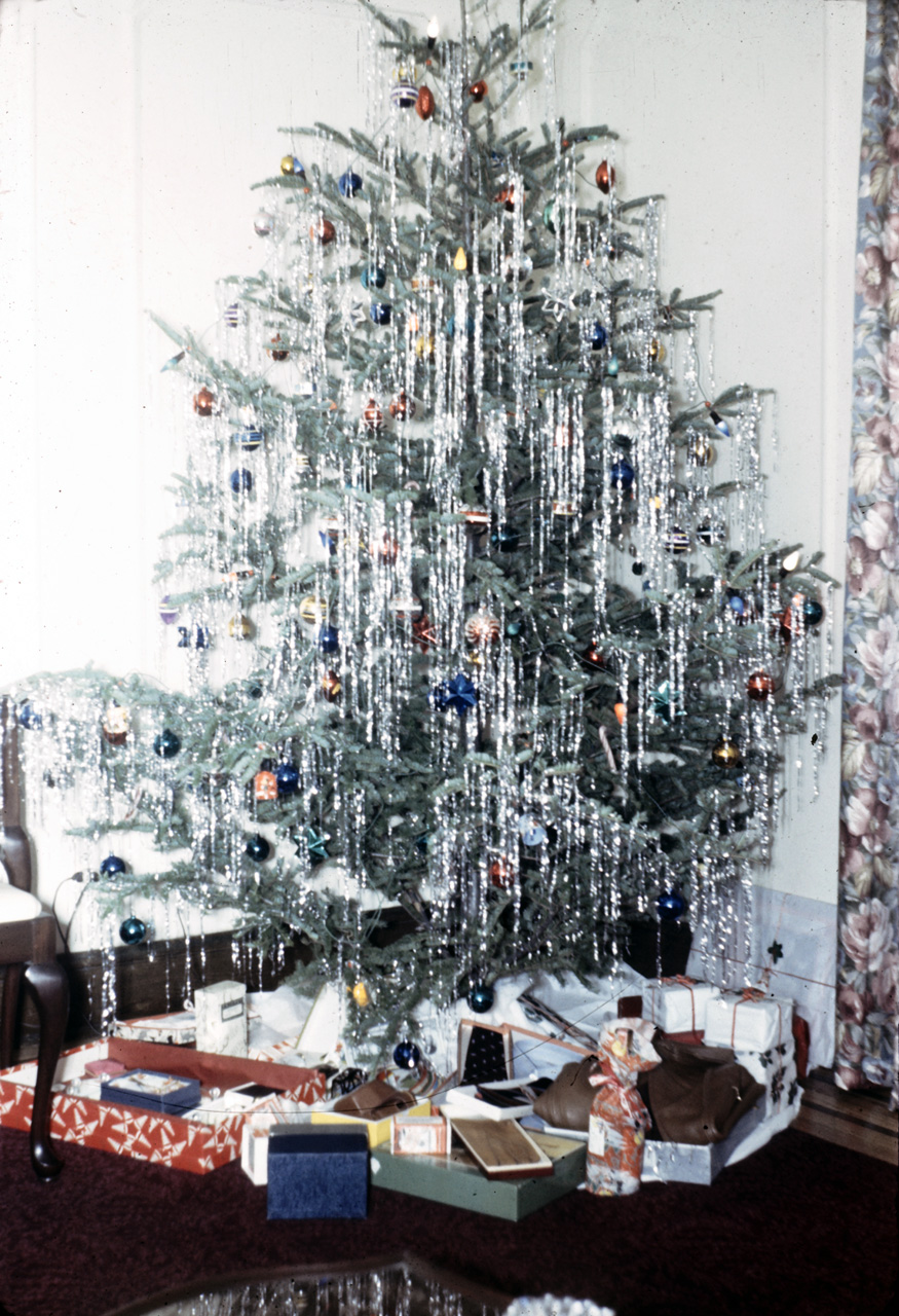 41-12-25, 01, Christmas Tree