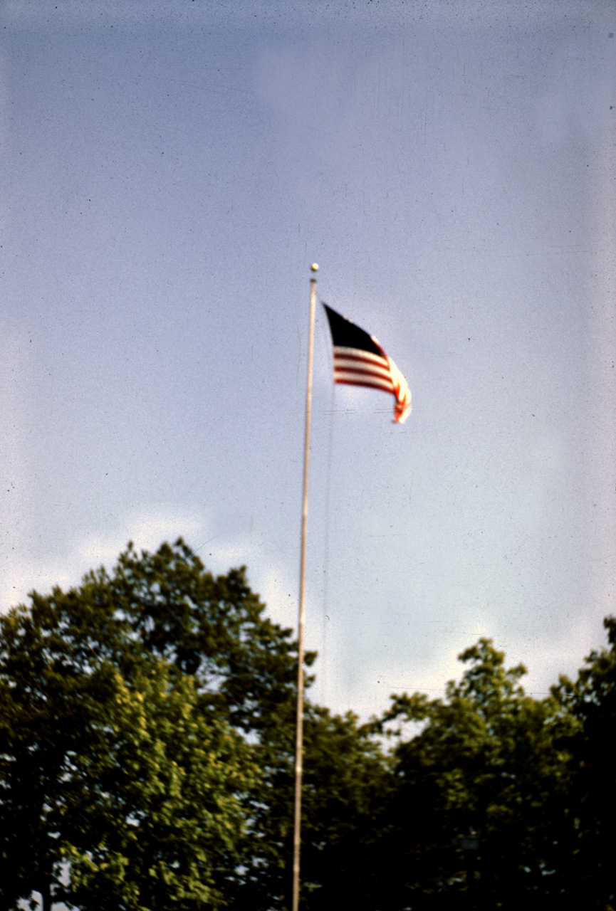 42-05-17, 09, 'Old Glory' at Allison Park