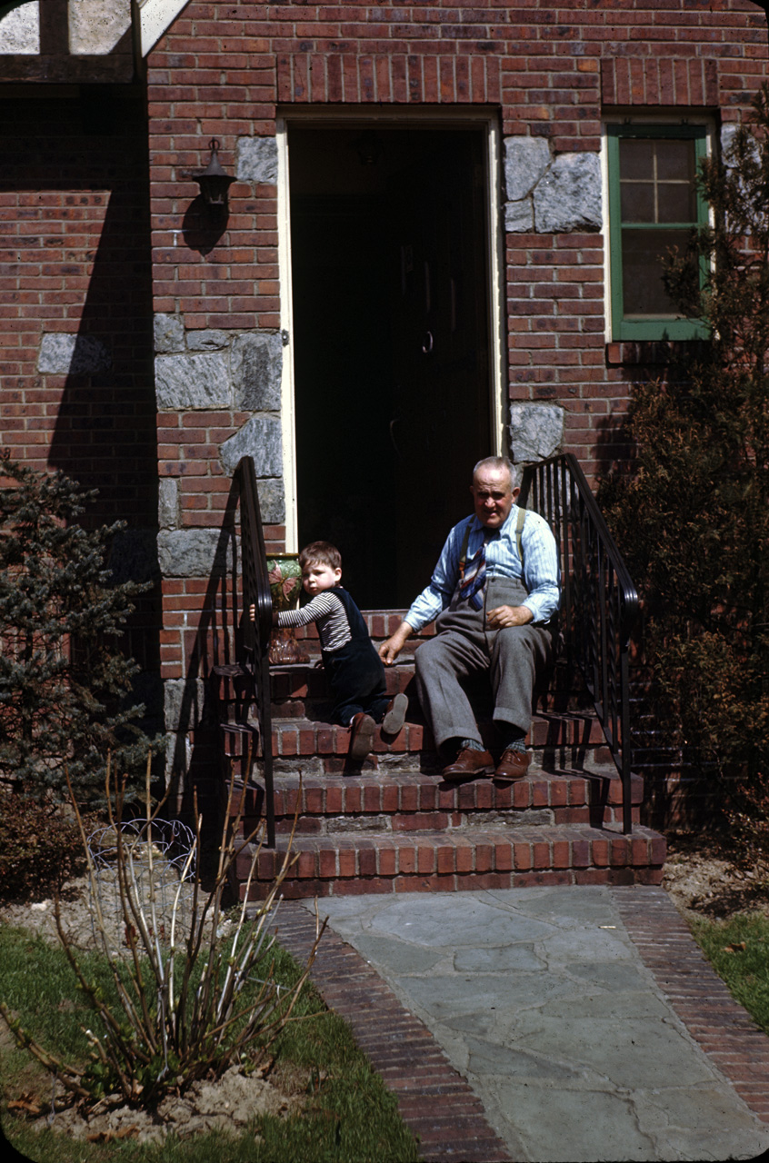 45-03-27, 08, Grandpa (Nano) Bruno and Francis Bruno