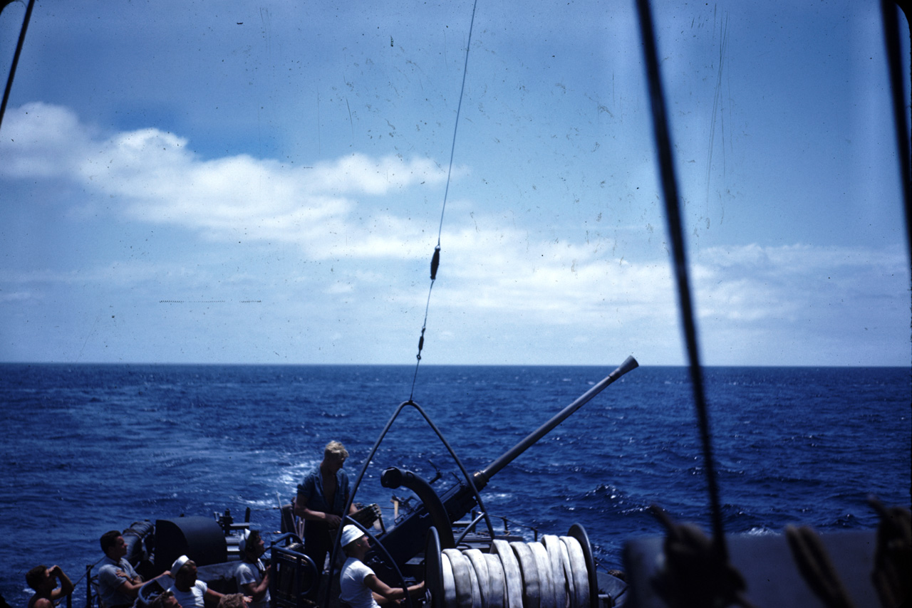 45-10-01, 46, Loading & Firing 40 mm Gun