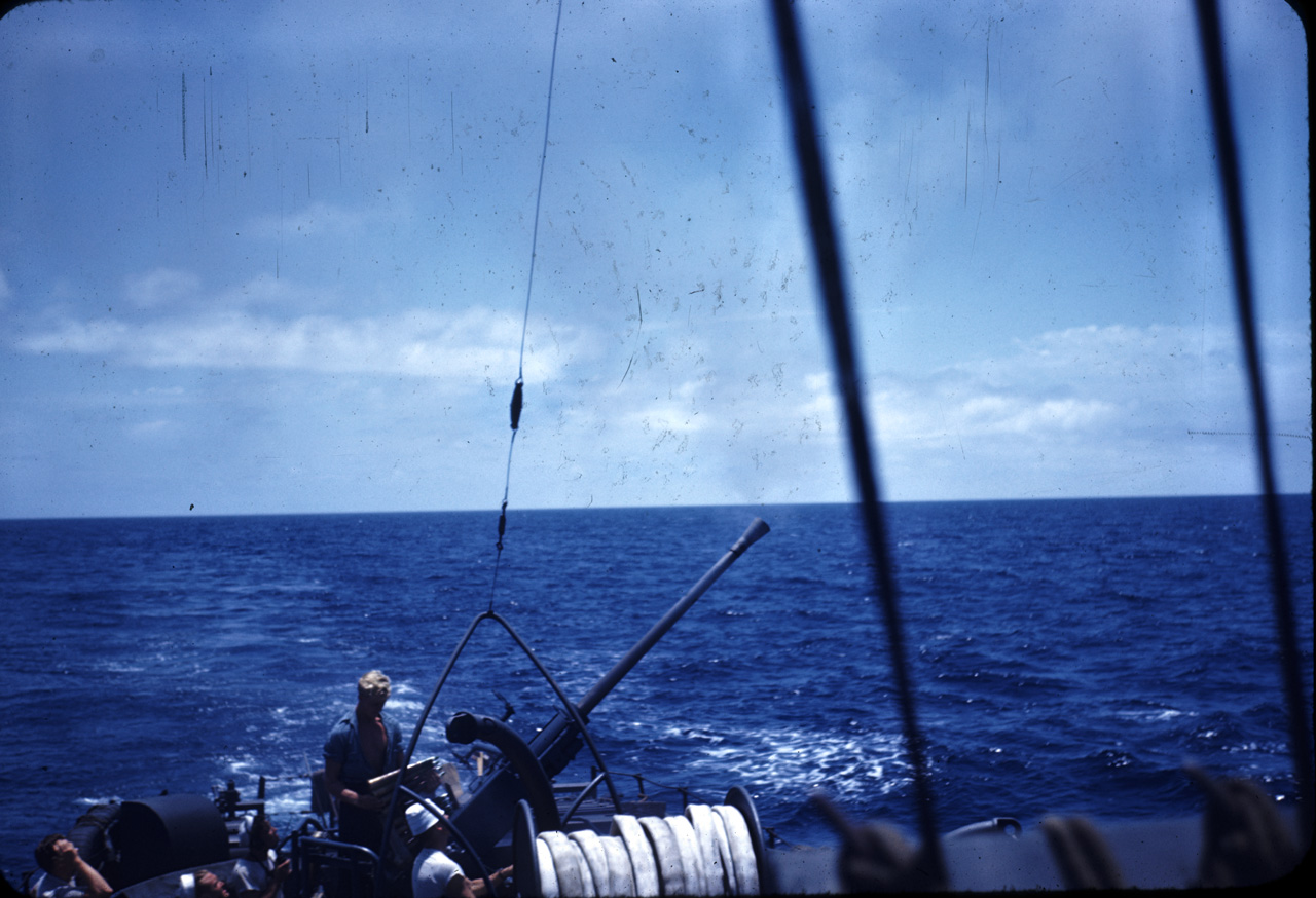 45-10-01, 48, Loading & Firing 40 mm Gun
