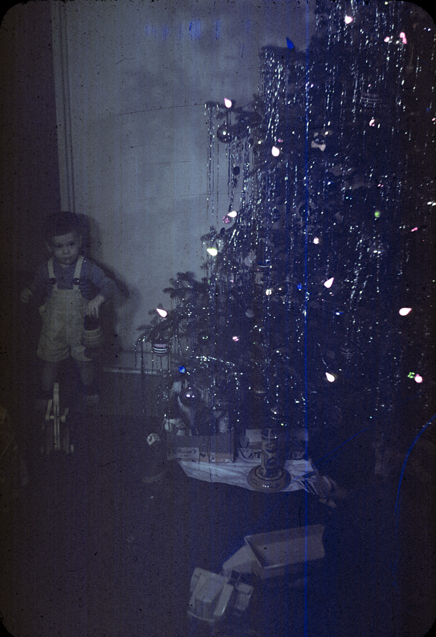 47-12-26, 01, Gerald, Christmas Tree