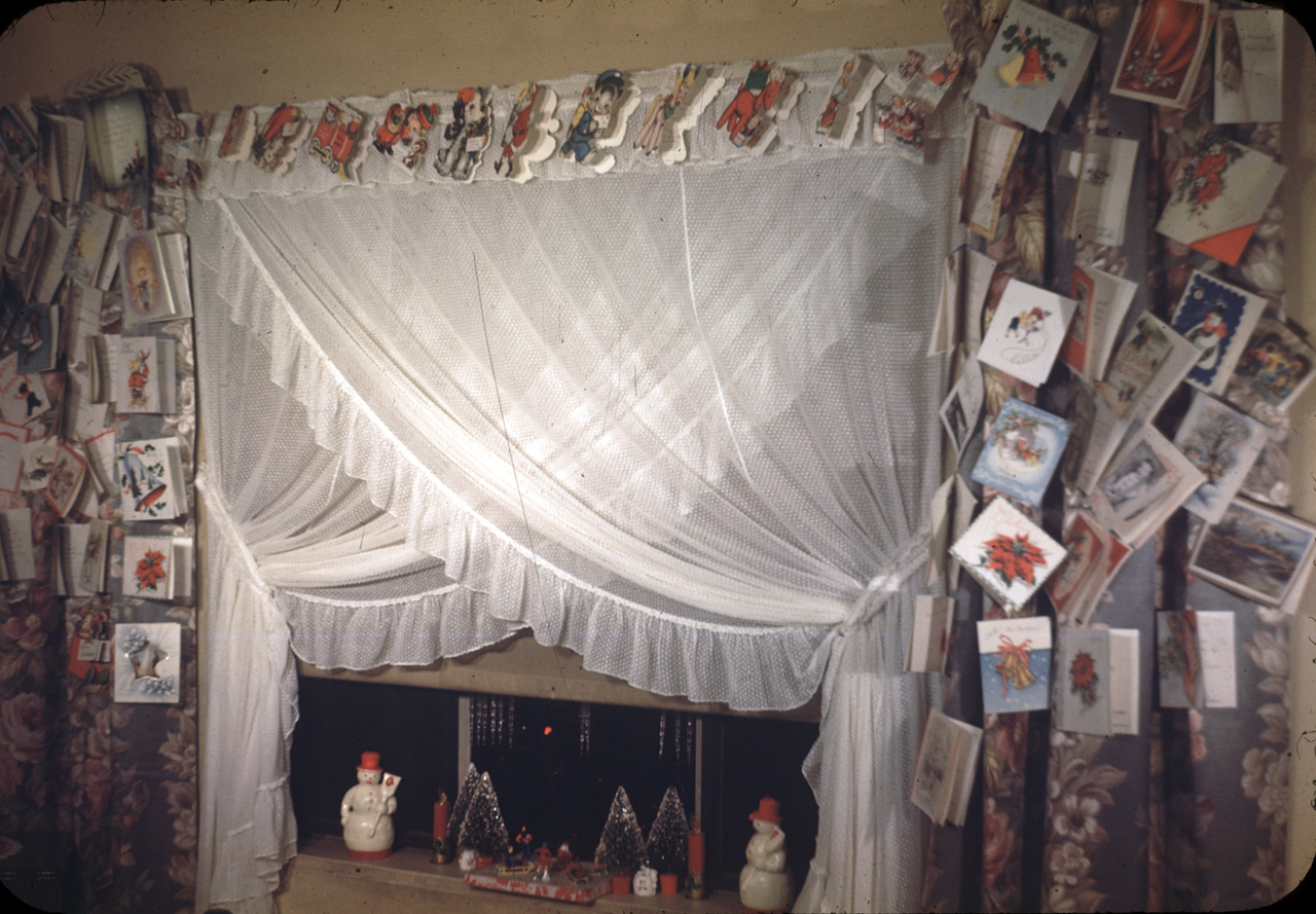 47-12-31, 05, Christmas Season