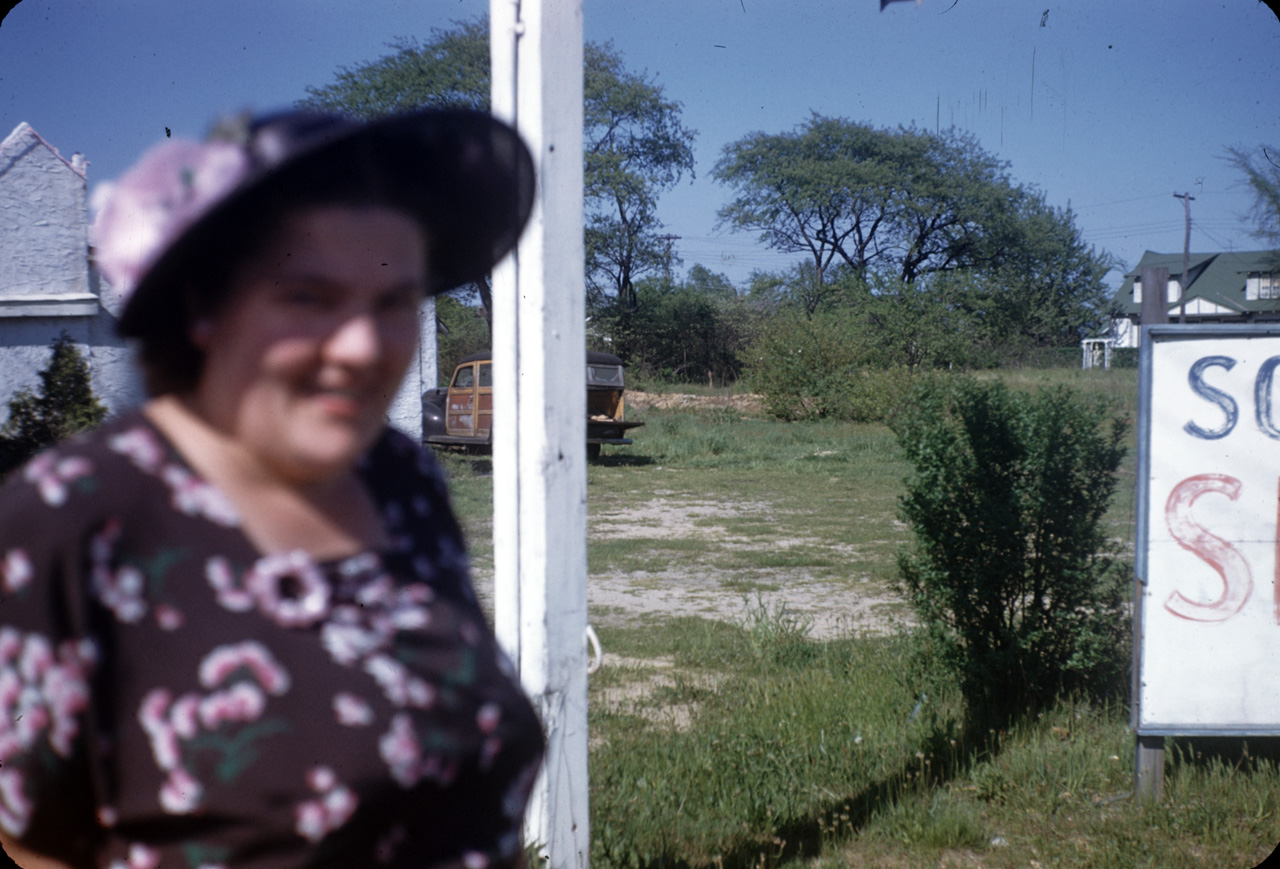 49-06-01, 19, Blanche Bruno