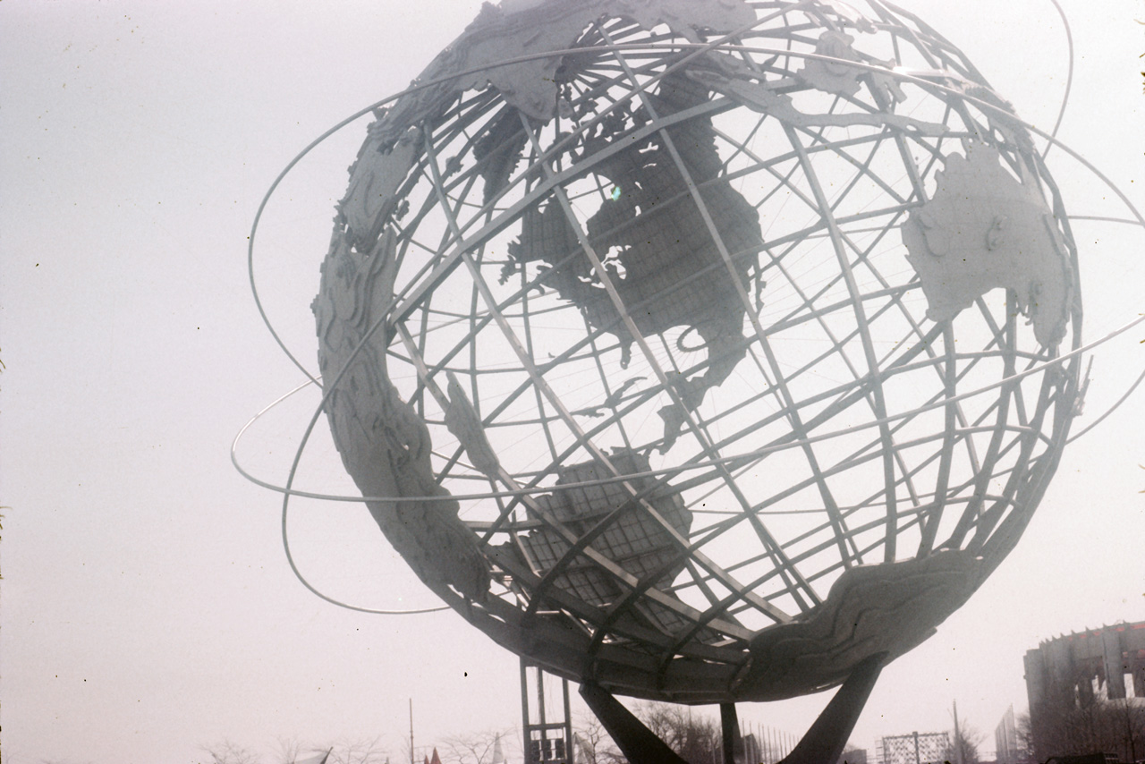64-03-24, 03, World's Fair, under construction