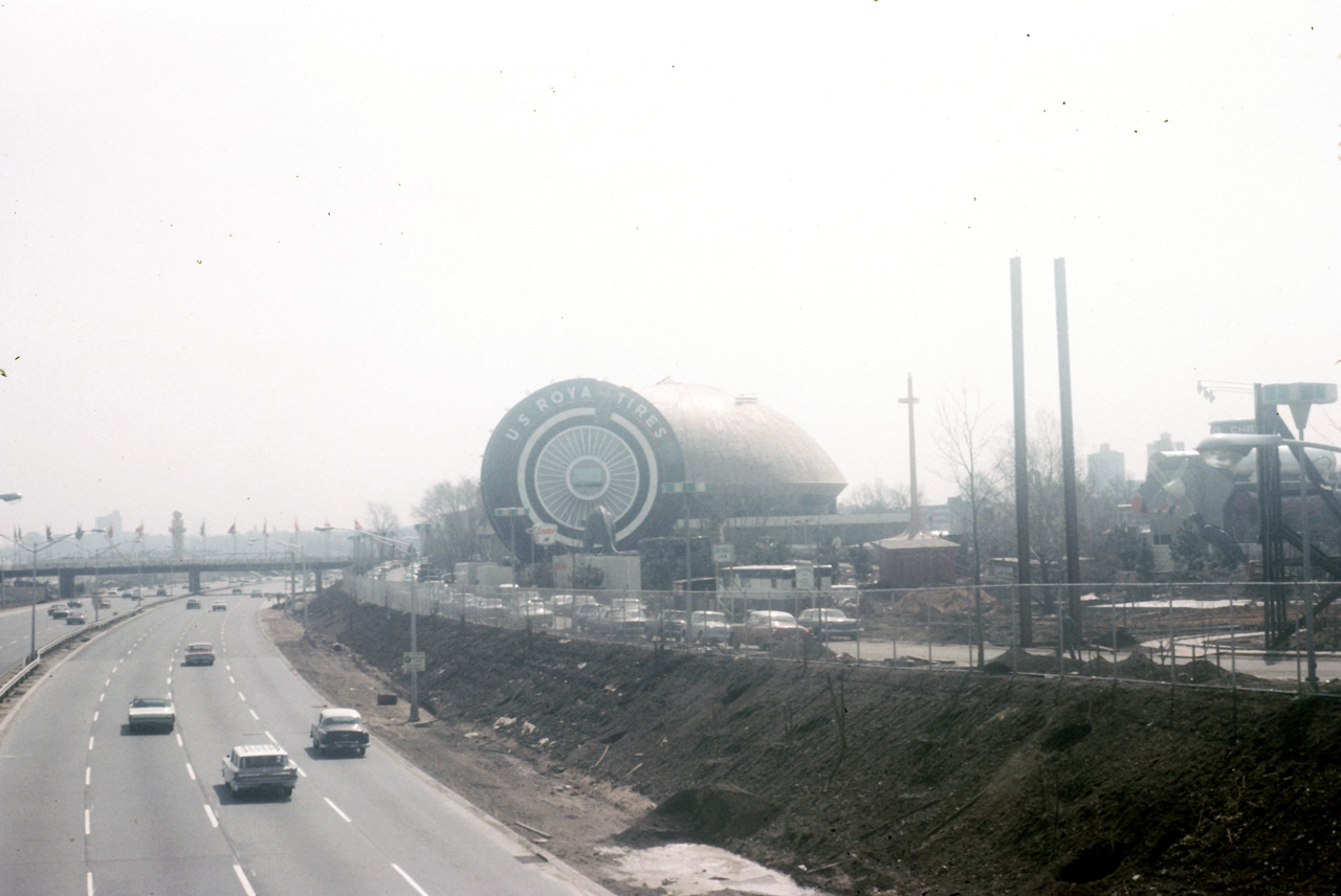 64-03-24, 07, World's Fair, under construction