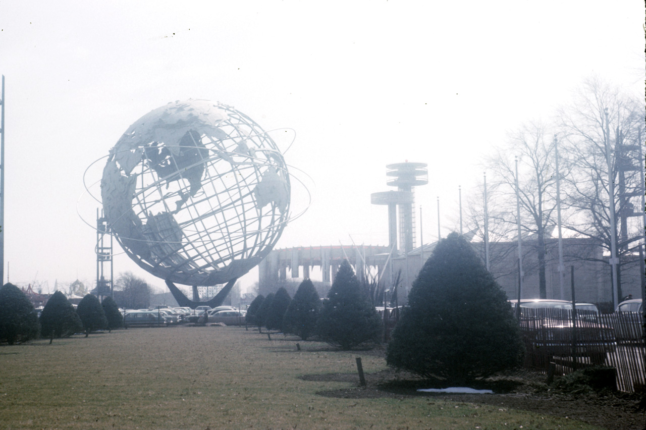 64-03-24, 12, World's Fair, under construction