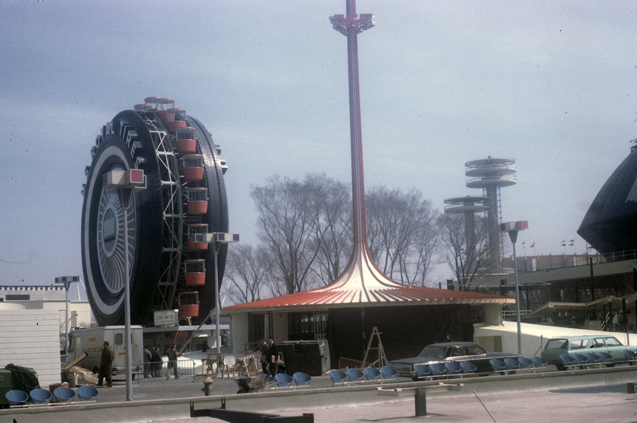 64-03-24, 17, World's Fair, under construction