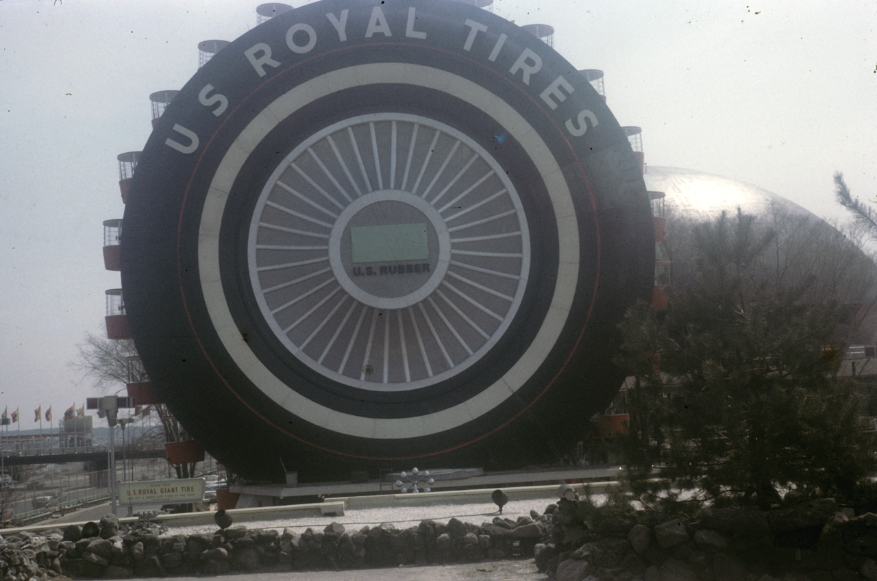 64-03-24, 23, World's Fair, under construction