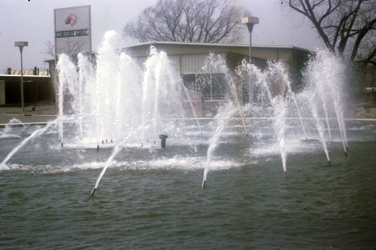 64-03-24, 30, World's Fair, under construction