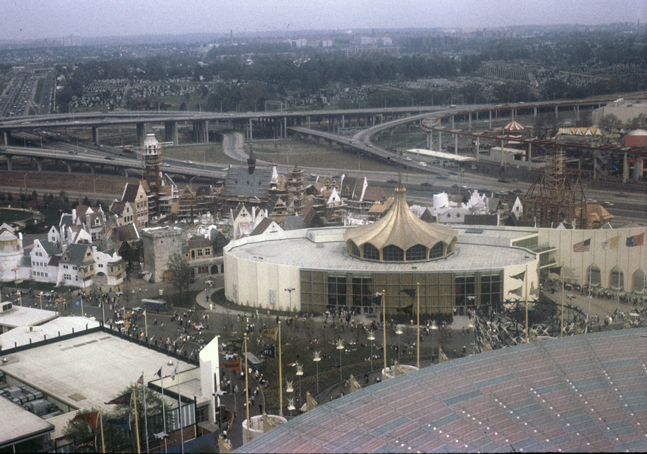 64-05-09, 15, Worlds Fair, NY