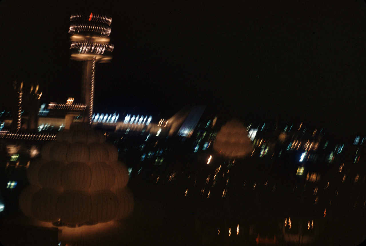 64-05-09, 27, Worlds Fair, NY