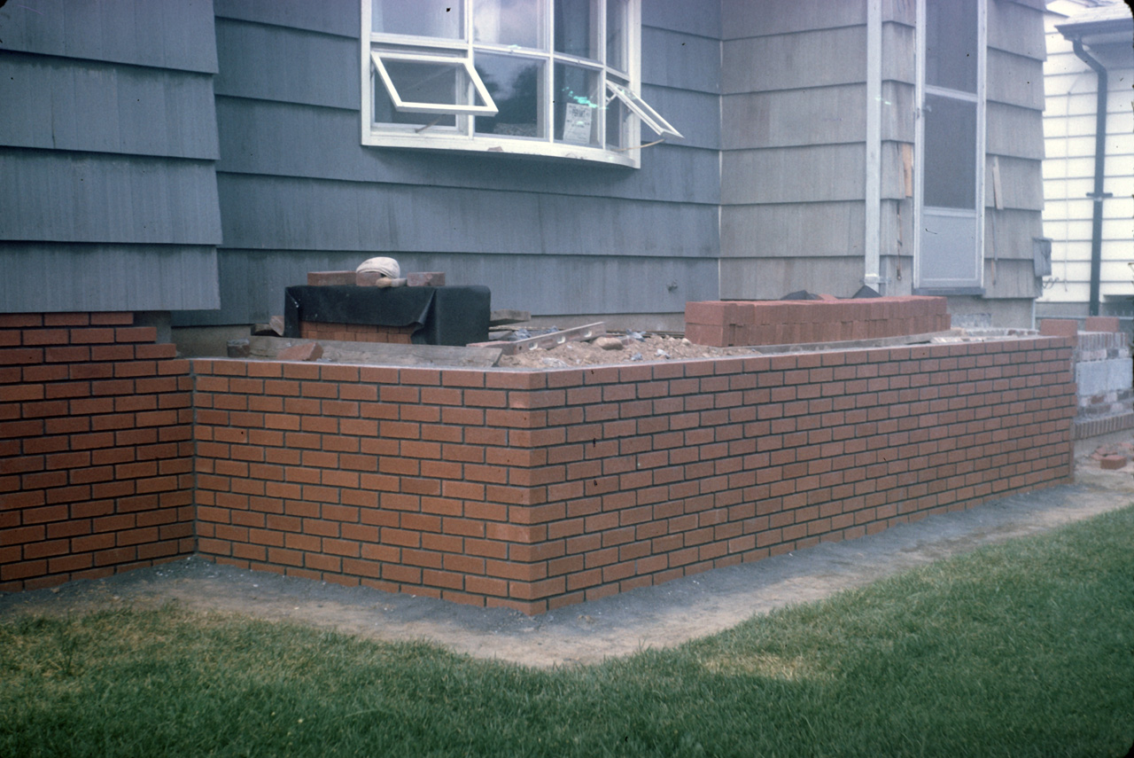 64-06-01, 04, 177 Colonial Ave, Saddle Brook, NJ