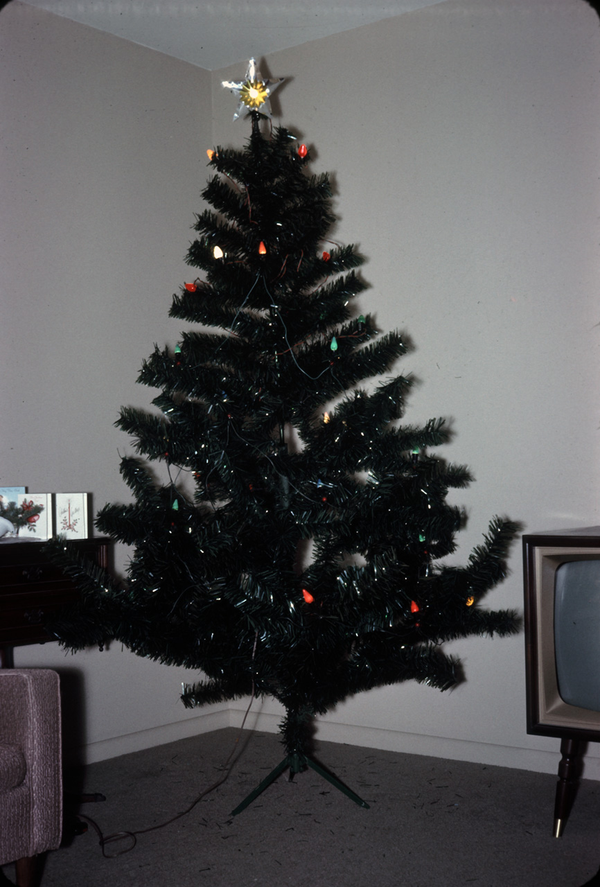64-12-20, 05, Christmas, Saddle Brook, NJ