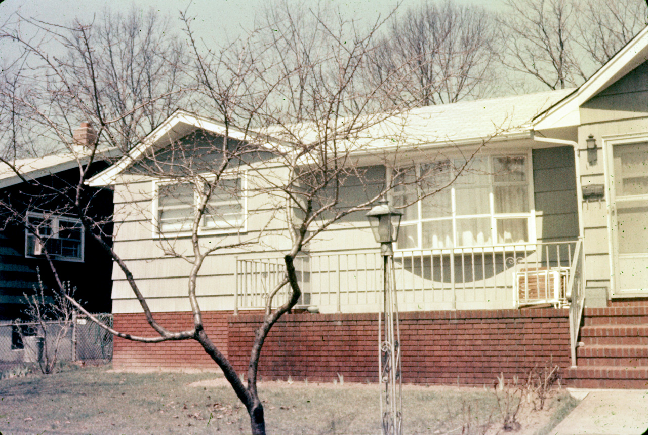 65-06-01, 02, 177 Colonial Ave, Saddle Brook, NJ
