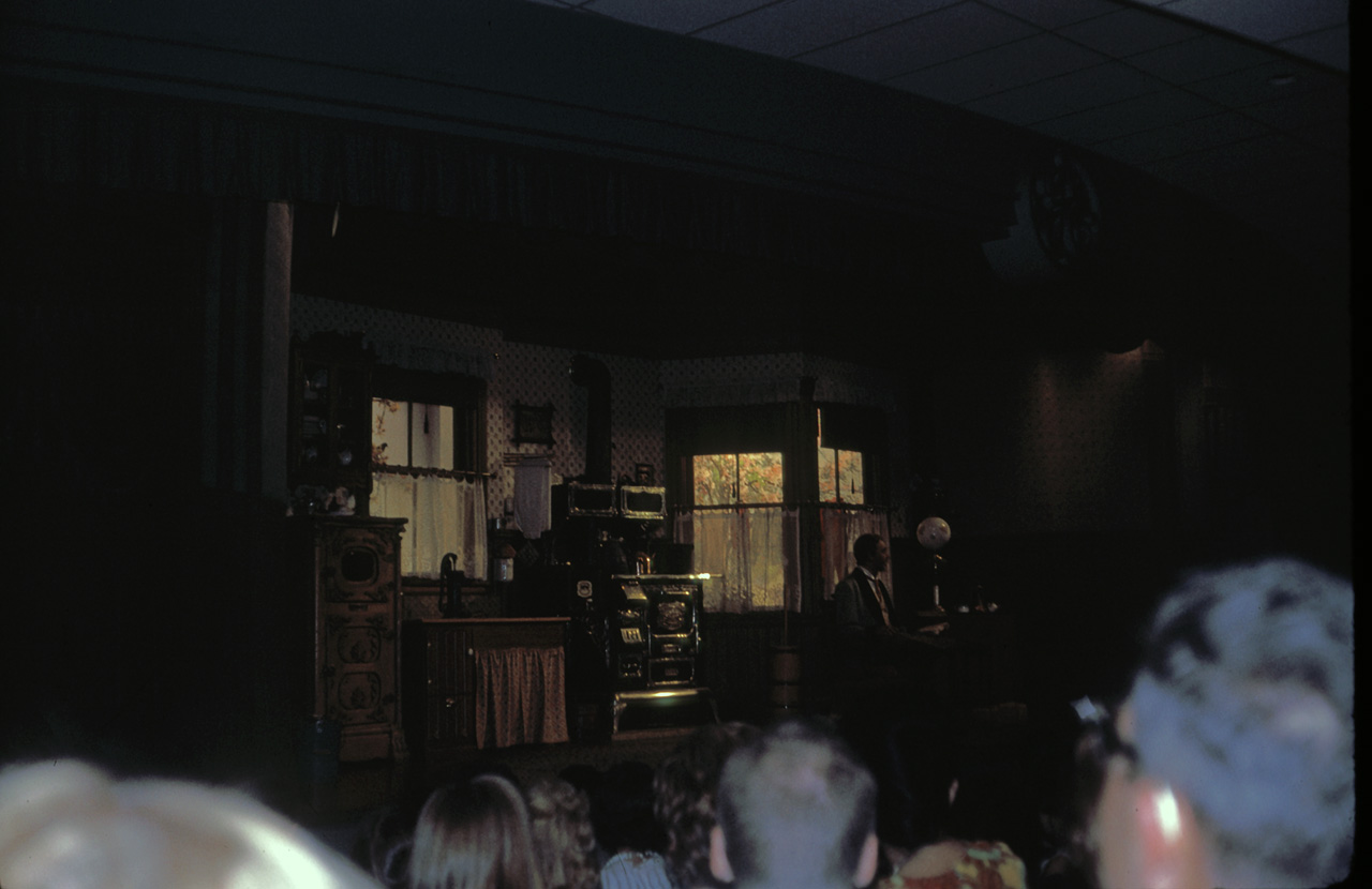 65-08-21, 02, Worlds Fair, GE Theater