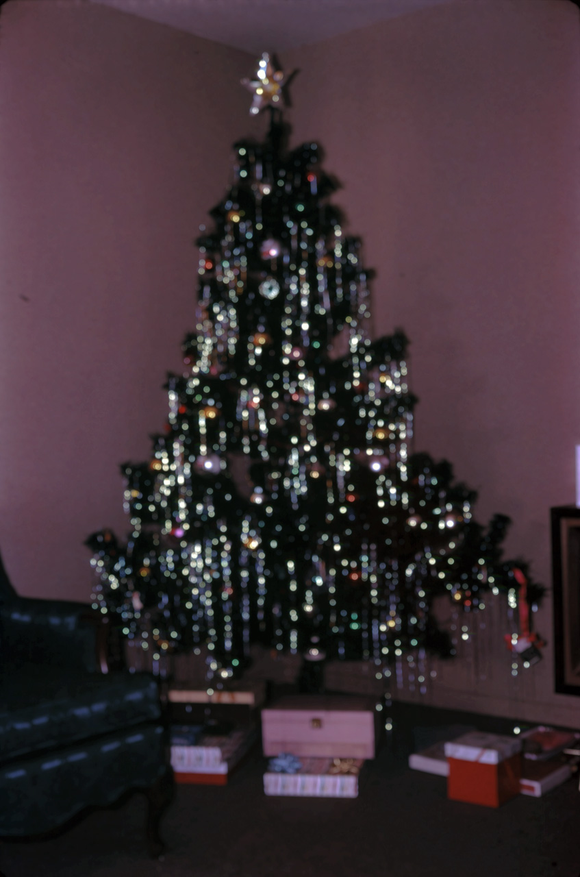 65-12-24, 01, Christmas, Saddle Brook, NJ