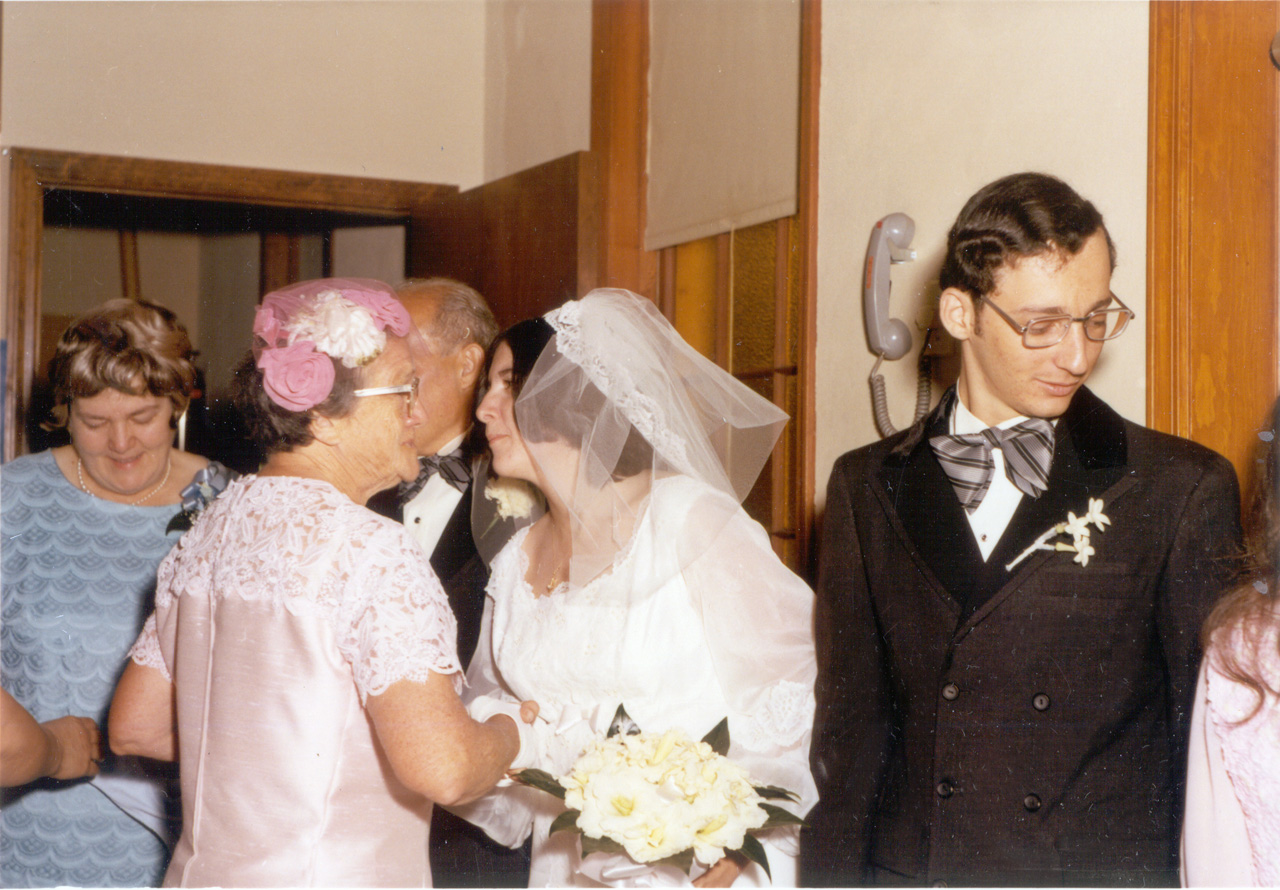 71-06-12, 009, Blanch, Nan, Joe, Janice, and Bob, Janice's Wedding